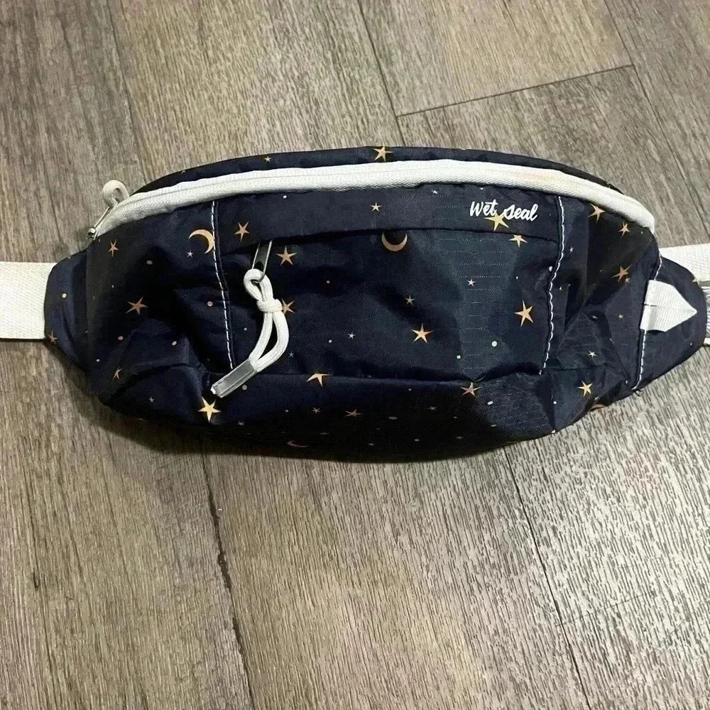 Wetseal stars and moon bag